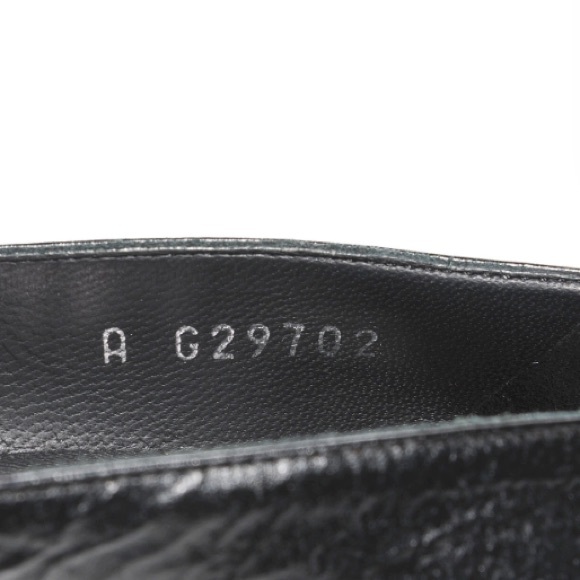 Like new! Authentic Chanel Escarpins Pumps! Mint condition! - Picture 4 of 4